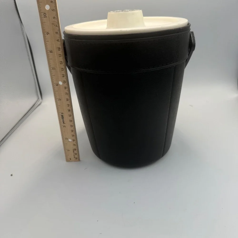 Vintage Rubbermaid Ice Bucket 2260 Black White Snowflake Lid MCM Barware 9in